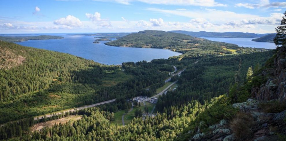 Hoga-kusten-sverige-skuleberget-matka-resa-korkea-rannikko-1024×682